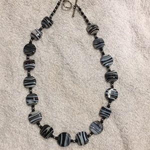 Bead necklace